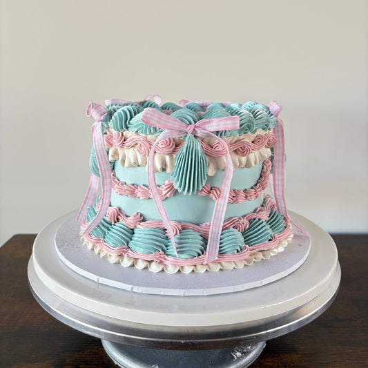 Lux Vintage Cake