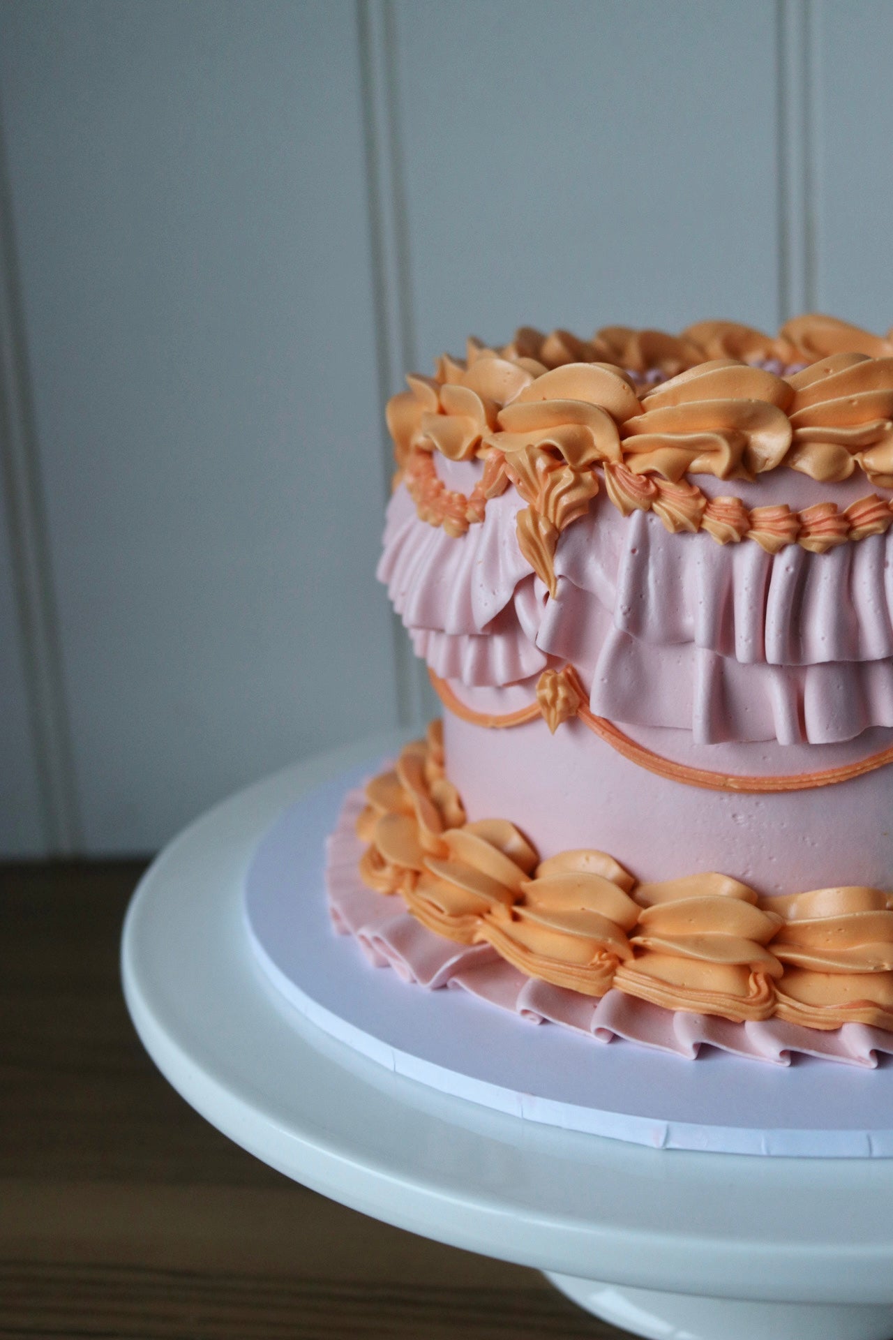 Frilly Freeda Cake